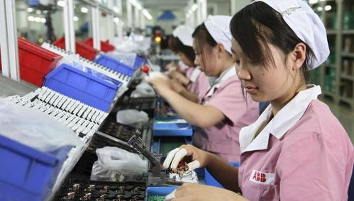 職場陷阱 中介承諾月薪5000包吃住，打工妹月底領薪愣在當場